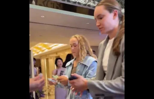 Рыбакина и Андреева оказались вместе на вечеринке перед Ningbo Open