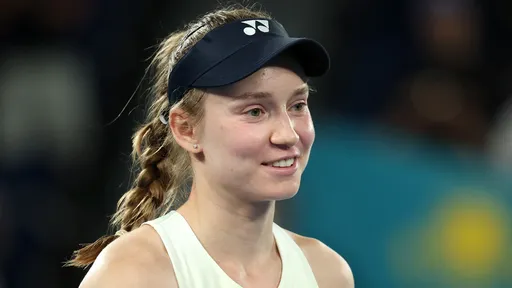 Елена Рыбакина вышла в четвертьфинал турнира WTA-1000 в Торонто