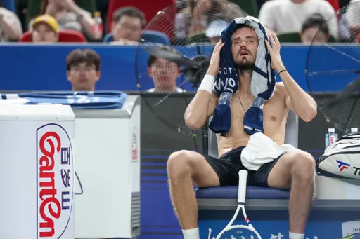 Медведев вышел в полуфинал турнира ATP-250 в Алматы