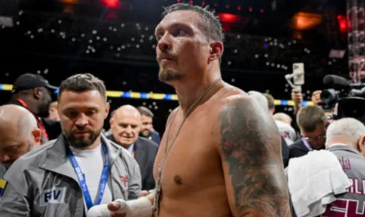 «Забирайте пояс»: Усик — о причинах отказа от титула WBO