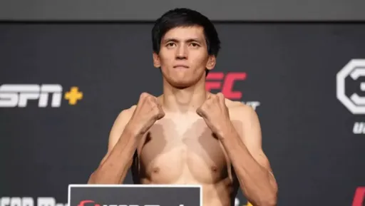 Экс-боец UFC Азат Максум обозначил ближайшие цели в карьере
