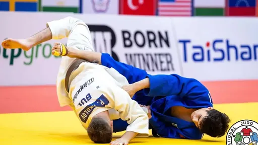 Казахстанский дзюдоист проиграл схватку за выход в полуфинал чемпионата мира