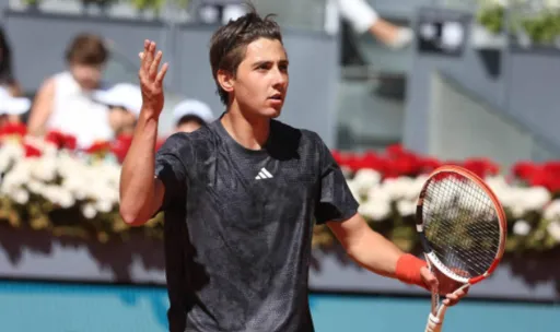 Александр Шевченко потерял позиции и вылетел из топ-100 ATP