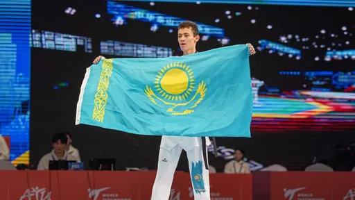 Самирхон Абабакиров завоевал бронзовую медаль чемпионата Азии по таеквондо