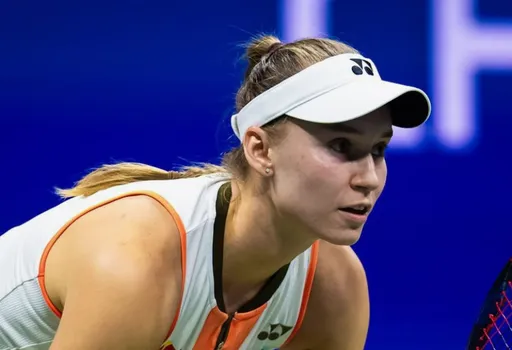 Елена Рыбакина уверенно вышла в 1/8 финала турнира в Ухане