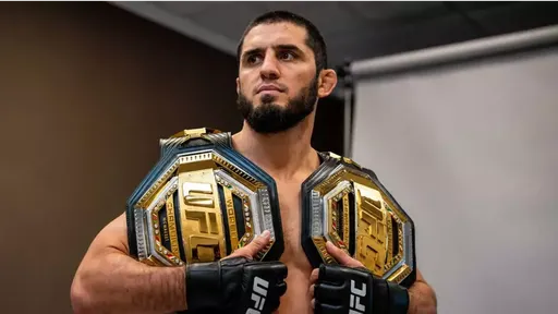 Махачев допустил переход в среднюю весовую категорию UFC