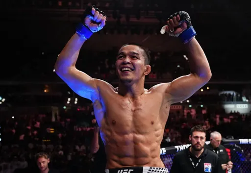 Удушающий прием принес Алмабаеву очередную победу в UFC
