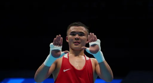 Сырымбетов сенсационно победил Темиржанова в финале чемпионата Казахстана по боксу