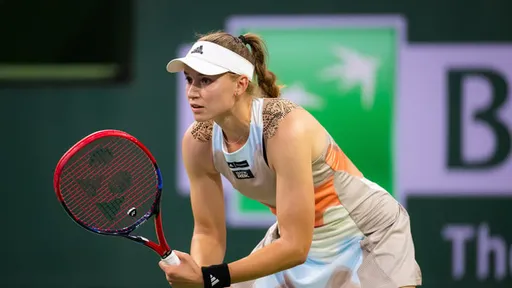 Рыбакина обыграла Швентек и вышла в финал WTA 1000 в США