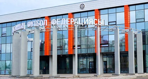 Ребенок пострадал после падения ворот в Доме футбола КФФ