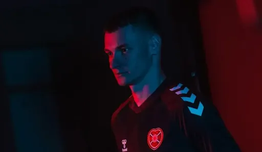 Ислам Чесноков станет первым казахстанцем в футбольном симуляторе FC26