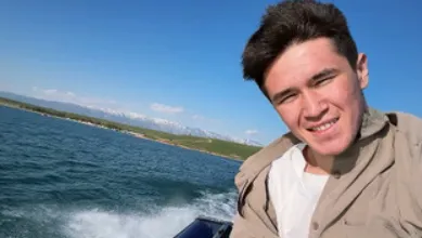 Казахстанский боксер Сабырхан вернулся в родной аул после ЧА-2026