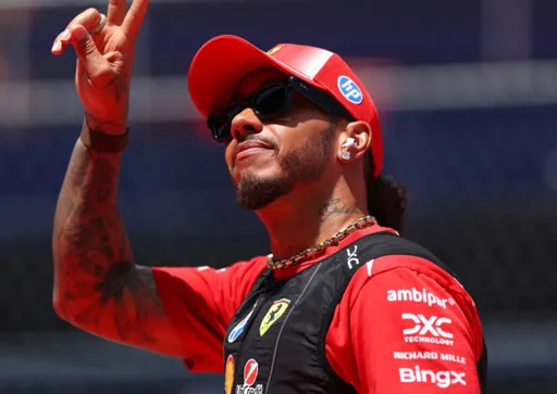 Пилот Ferrari Хэмилтон стал лучшим по итогам Гран-при Барселоны-Каталонии