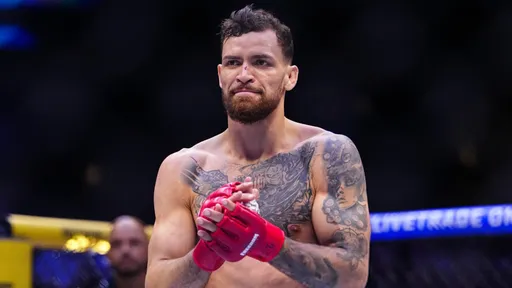 Маурисио Руффи нокаутировал Майкла Чендлера на UFC Freedom 250
