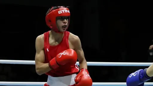 Казахстанец Нургожа победил боксера из Таджикистана на чемпионате Азии