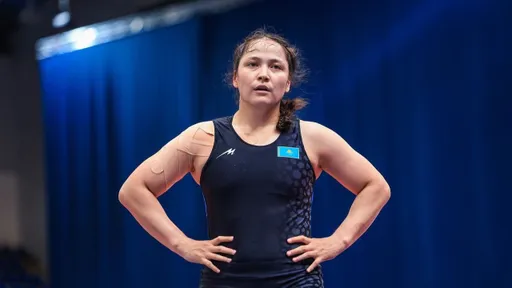 Жамиля Бакбергенова выиграла серебро на турнире по борьбе в Венгрии