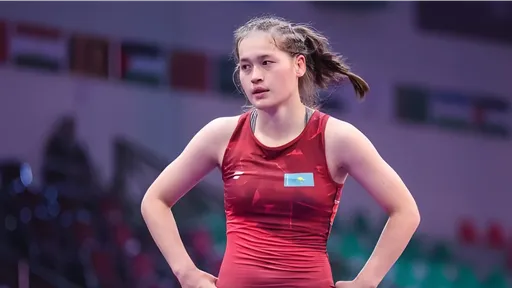 Улдана Тлеухан и Жангуль Бекен вышли в финал молодежного чемпионата Азии по борьбе