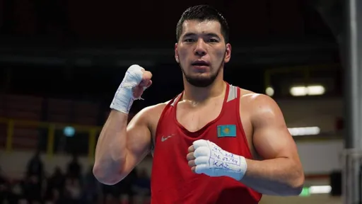 Айбек Оралбай пробился в финал Кубка мира от World Boxing в Китае