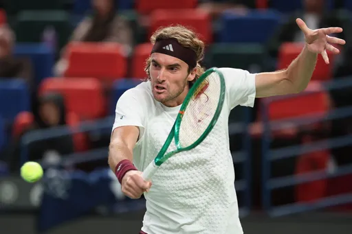 Циципас вышел в полуфинал Almaty Open, уверенно обыграв Дакворта