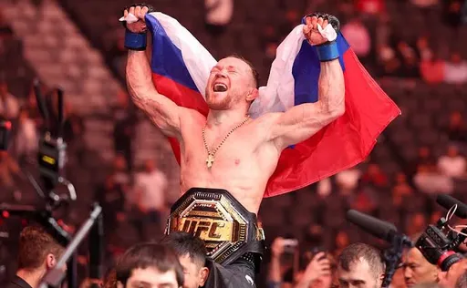 Петр Ян сделал прогноз на поединок Волкановски и Евлоева