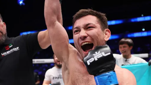 Итоги боевой недели: громкий дебют Исбулаева в PFL, чемпионский пояс Темирова и золотые медали боксеров