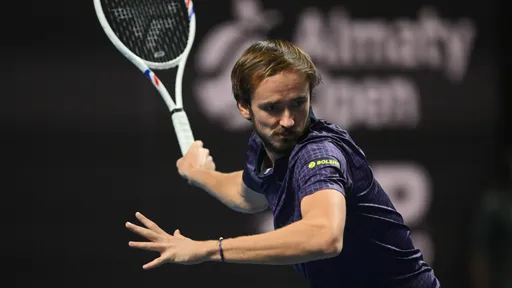 Российский теннисист Даниил Медведев во второй раз подряд выиграл Almaty Open