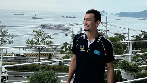 Казахстанский гимнаст выиграл вторую медаль на престижном турнире в Узбекистане