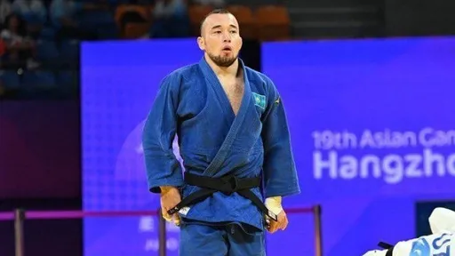 Жубаназар с победы стартовал на чемпионате мира по дзюдо в Баку