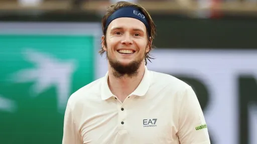 Стали известны позиции казахстанских теннисистов в рейтинге ATP