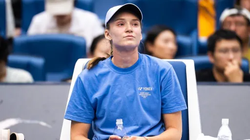 Елена Рыбакина завершит сезон первой ракеткой WTA
