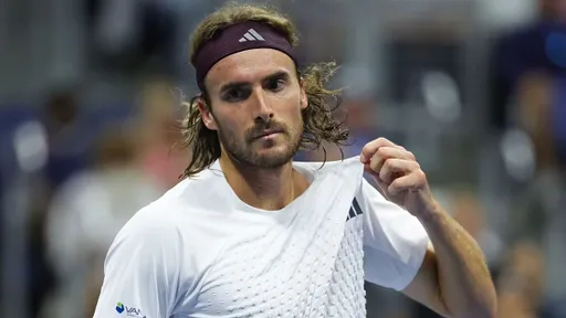 Циципас проиграл Басилашвили и не смог выйти в финал Almaty Open