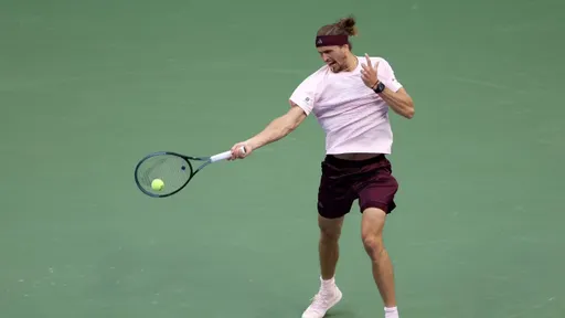 Зверев проиграл де Минору и не смог выйти в финал турнира ATP-500 в Вене
