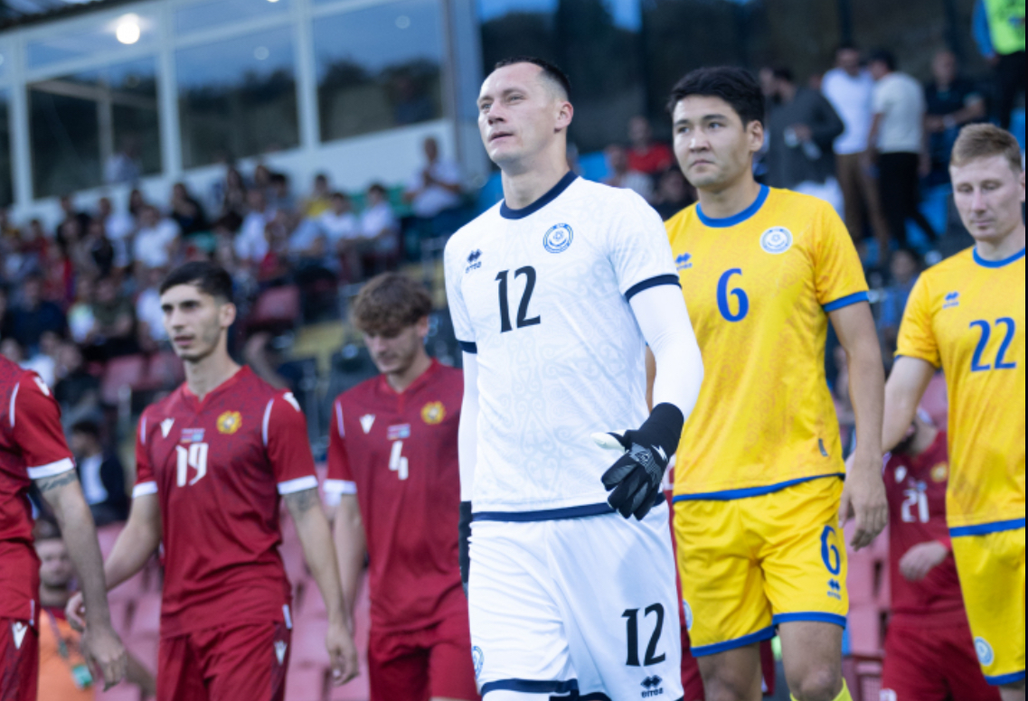 Стали известны стартовые составы товарищеского матча Азербайджан – Казахстан