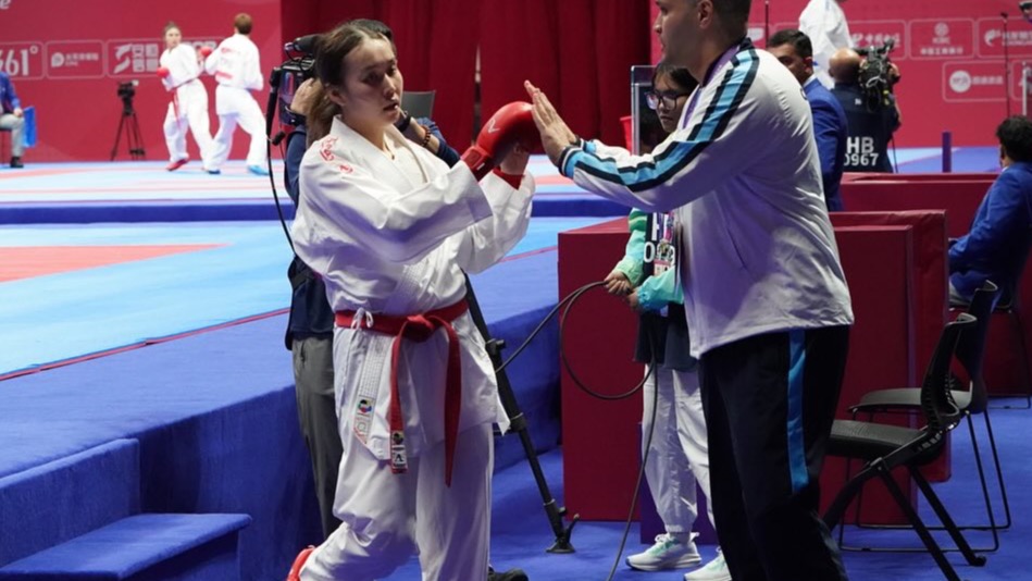 Каратистка Лаура Аликул завоевала «серебро» Азиады по каратэ