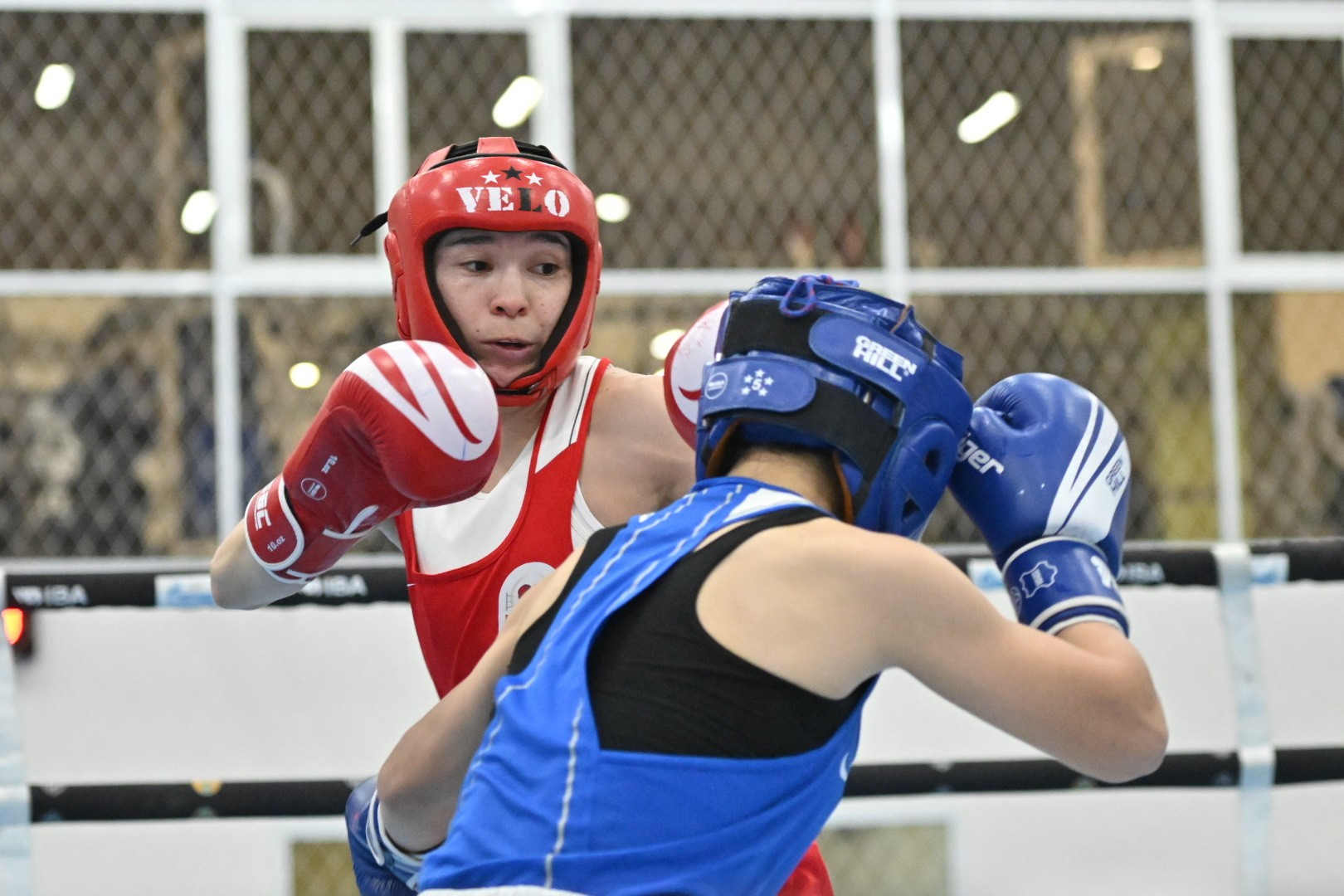 Сымбат Алиаскар стала полуфиналисткой квалификационного турнира по боксу в Астане