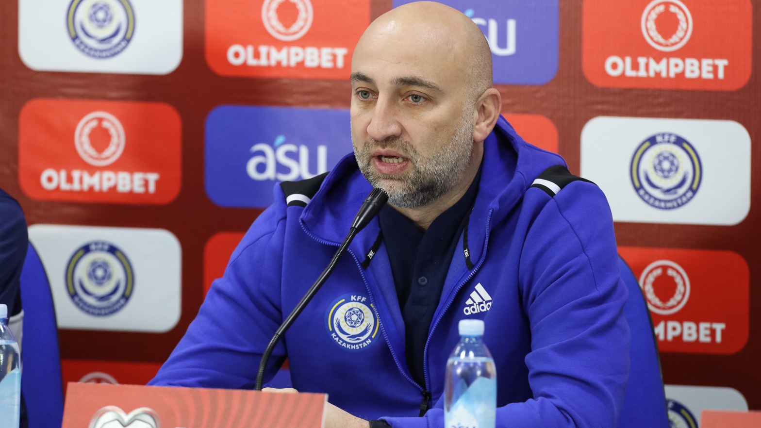 Адиев заявил, что сборная Казахстана отказалась от сборов в Турции и проведет их в ОАЭ