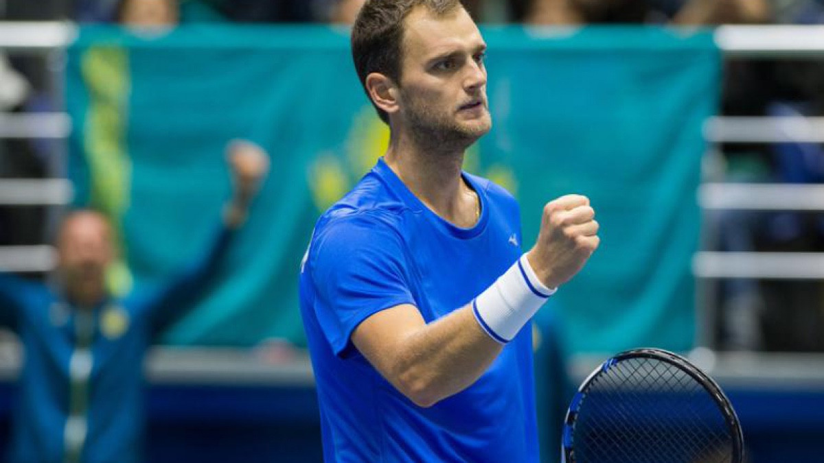 Казахстанский теннисист Александр Недовесов узнал соперников в 1/4 финала турнира в Жироне
