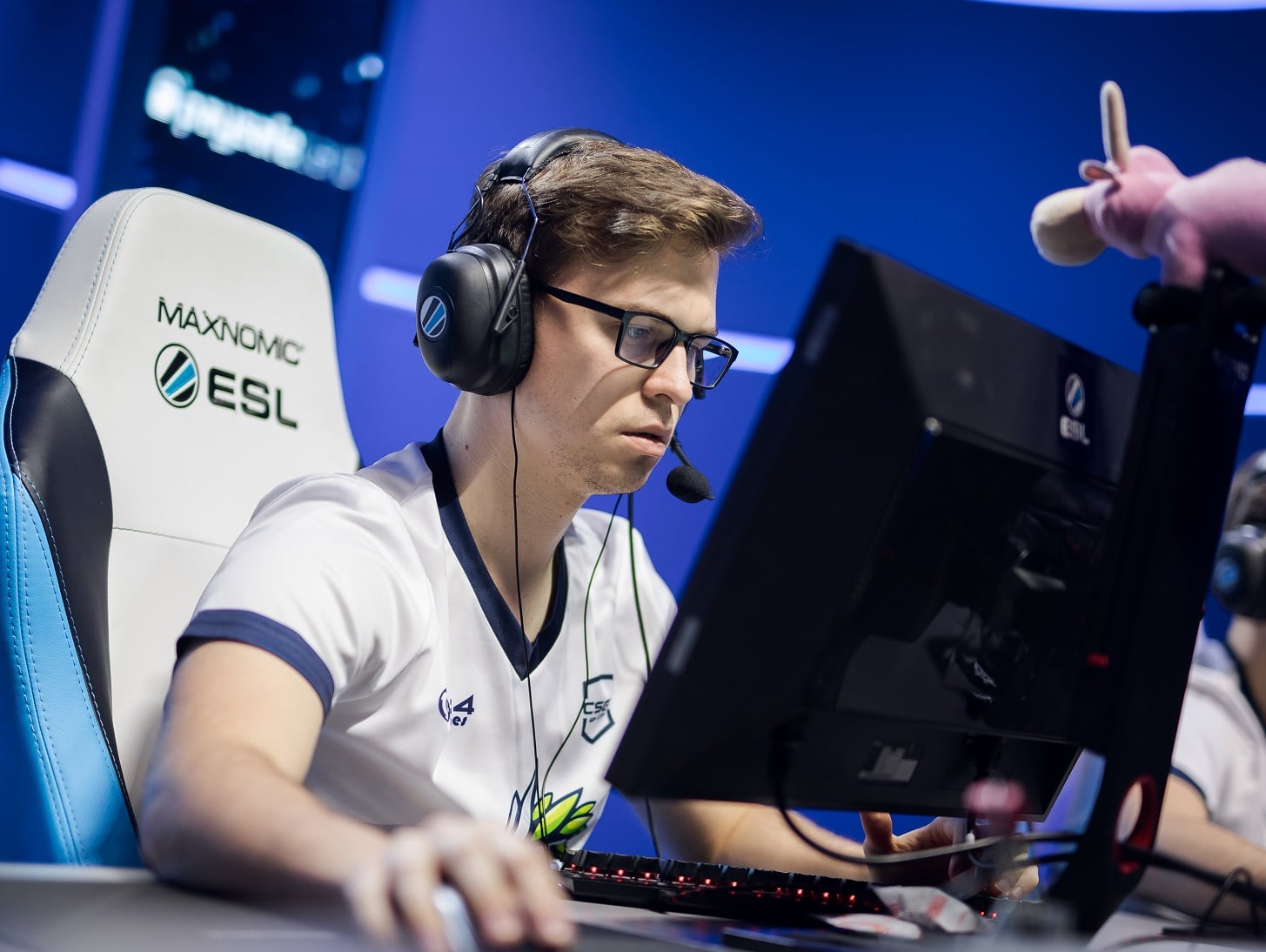 Команда Dima и poka выбила Movistar Riders с квалификаций к IEM Dallas 2023