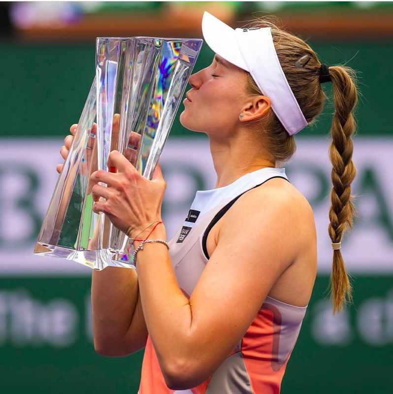 Теннисистка Елена Рыбакина заработала больше 1,2 миллиона долларов за победу на турнире в США