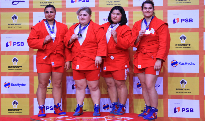 Арайлым Абенова завоевала «золото» Чемпионата мира по самбо