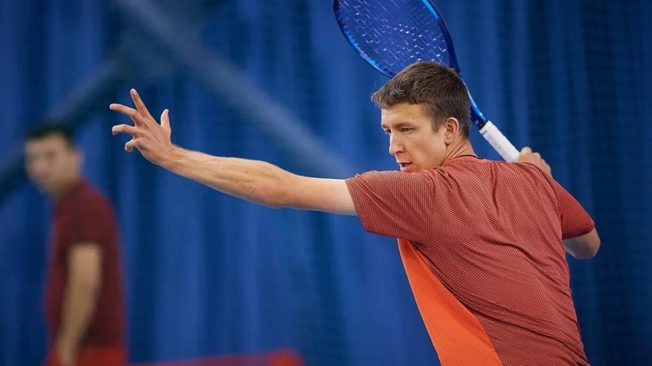 Казахстанский теннисист Григорий Ломакин проиграл в полуфинале парного разряда турнира в Катаре