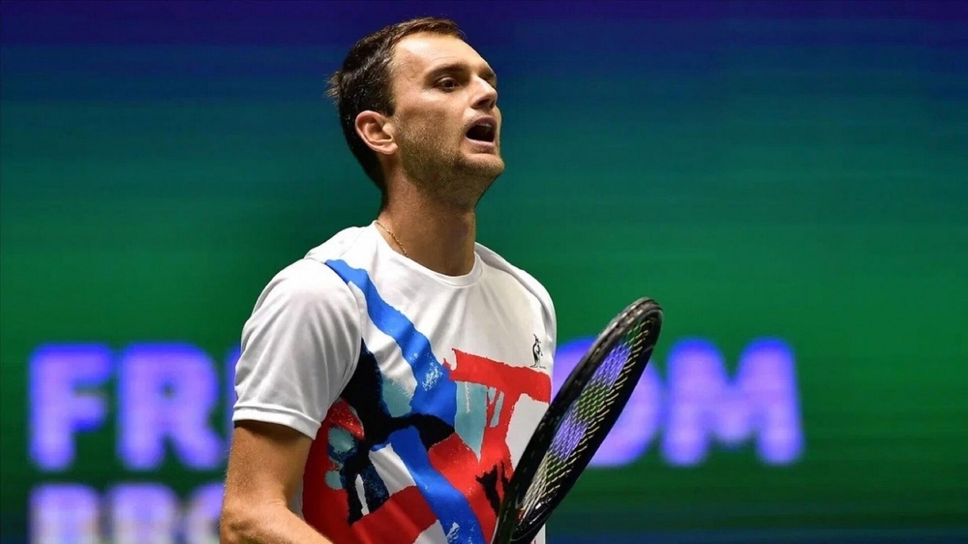 Казахстанский теннисист Александр Недовесов вышел в 1/4 финала парного разряда турнира в Хорватии