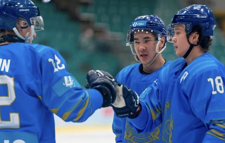 Сборная Казахстана по хоккею пробилась в полуфинал Универсиады-2023