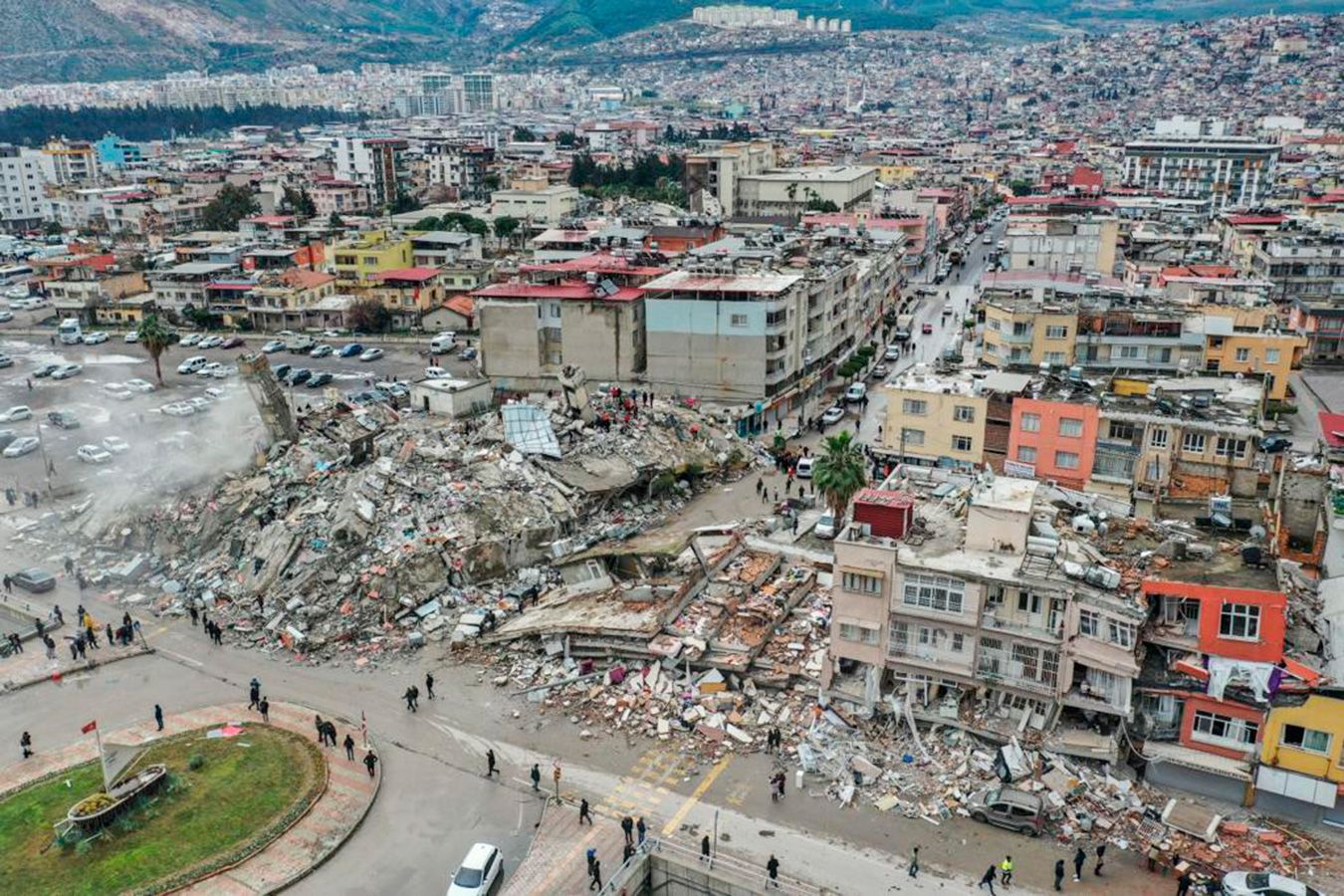 У тренера «Сивасспора» погибли 15 родственников из-за землетрясения в Турции