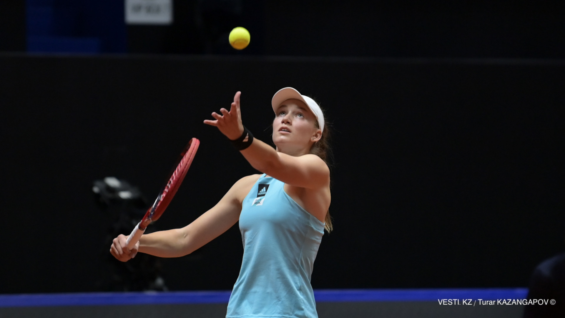 Казахстанская теннисистка Елена Рыбакина вылетела с турнира в Германии