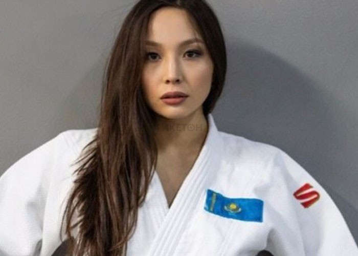 Одна из сексуальных спортсменок Казахстана сыграла в «Су-ли-фа» с легендой дзюдо Ринером и удивила шикарным броском