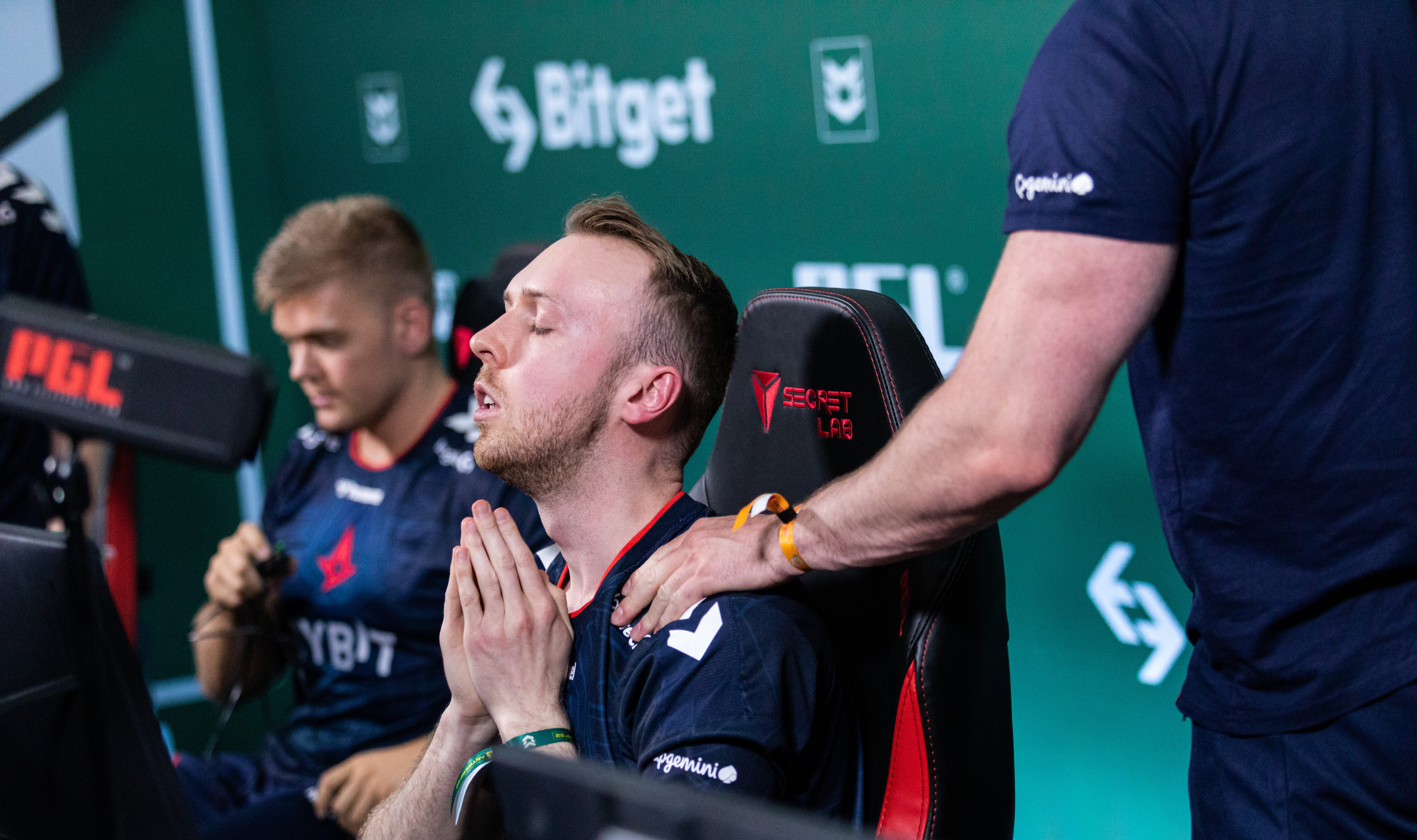 Astralis — Spirit: неоднозначная битва за выход в «легенды»