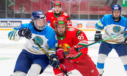 Женская сборная Казахстана U-18 выиграла свою группу на чемпионате мира
