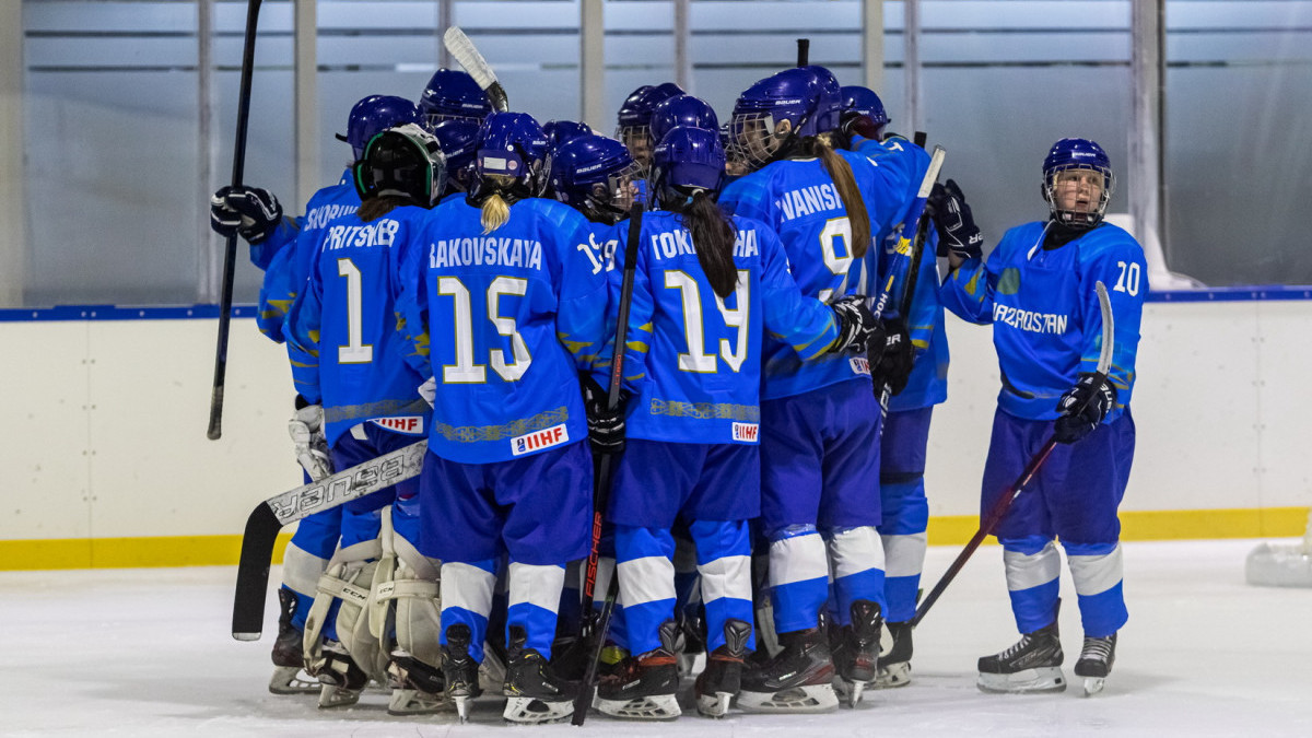 Женская сборная Казахстана по хоккею потерпела поражение на ЧМ