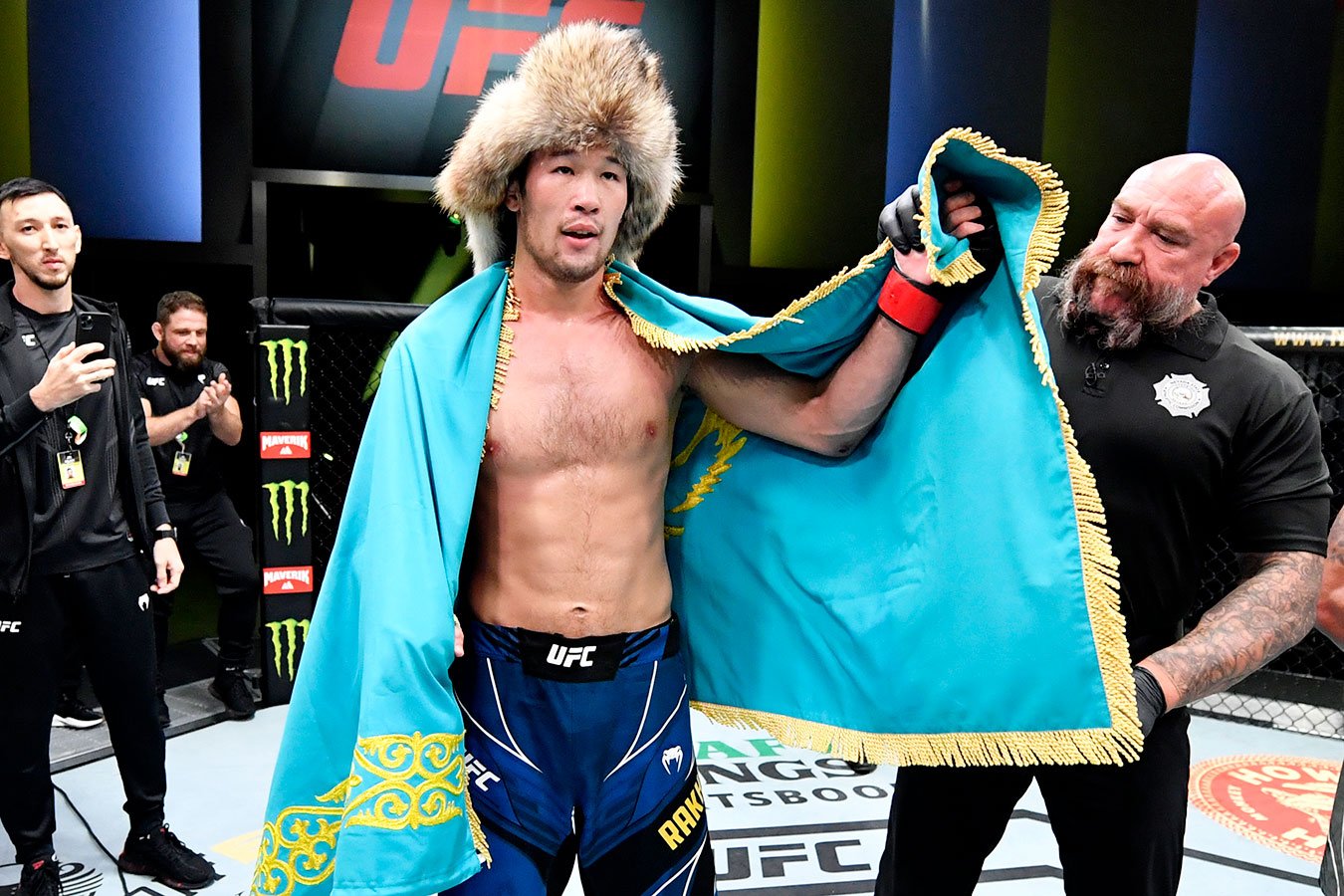 Казахстанец Шавкат Рахмонов поднялся в рейтинге UFC